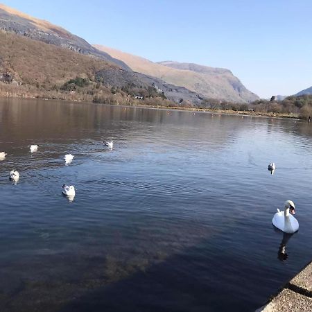 Llanberis Lodges Exterior photo